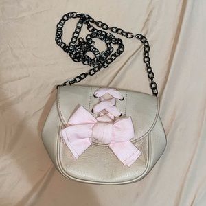 Betsy Johnson light pink bow purse